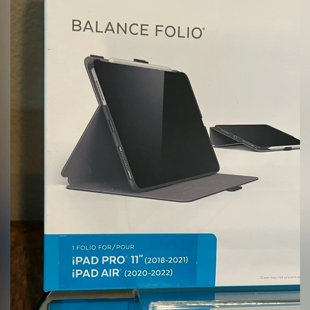 Speck Balance Folio, for iPad Pro, 11” and iPad Air, NEW!